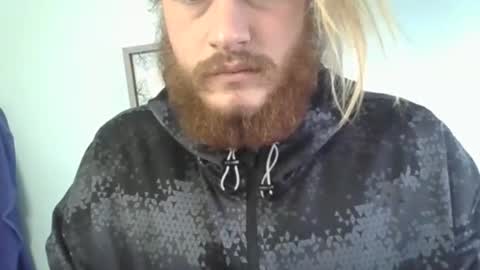 Snapshot of sissyboy031 chatting on 11/22/25, 07:57 sissyboy031 online show from 11/22/25, 07:57