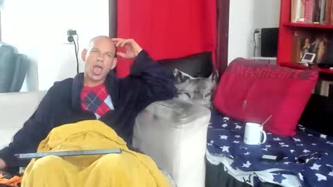 Petra online show from 10/19/25, 01:23