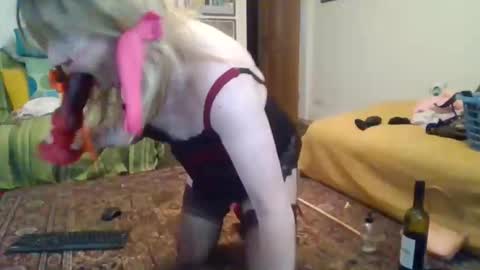 sissyslut online show from 04/18/26, 05:17