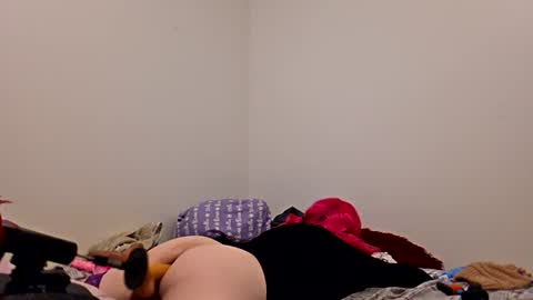 sissysluttt3277 online show from 07/21/26, 09:22