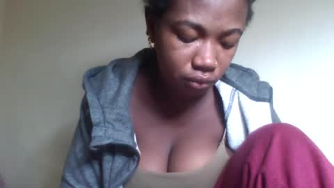 sisyh697532 online show from 05/17/26, 03:37