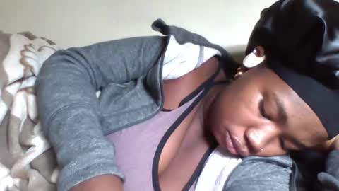 sisyh697532 online show from 05/26/26, 10:11