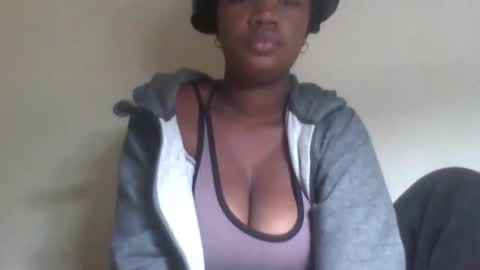 sisyh697532 online show from 05/27/26, 04:09