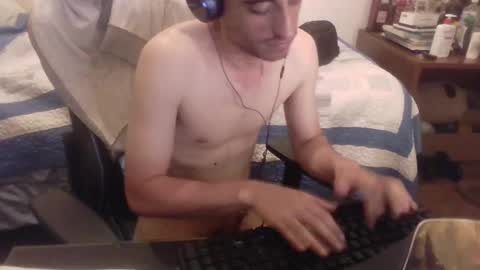 Snapshot of sitonme555 chatting on 12/03/24, 09:12 sitonme555 online show from 12/03/24, 09:12