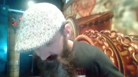 Snapshot of sitonmybeardxxx chatting on 06/28/26, 10:49 sitonmybeardxxx online show from 06/28/26, 10:49
