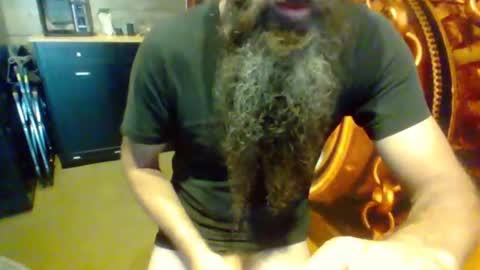 Snapshot of sitonmybeardxxx chatting on 07/08/26, 12:26 sitonmybeardxxx online show from 07/08/26, 12:26