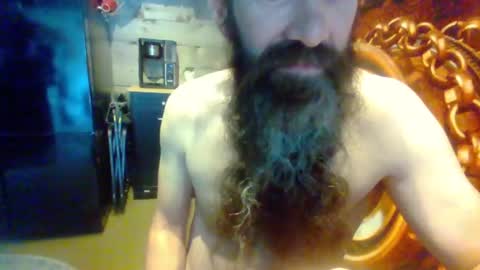 Snapshot of sitonmybeardxxx chatting on 07/18/26, 10:24 sitonmybeardxxx online show from 07/18/26, 10:24