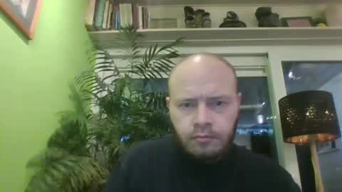 Snapshot of sixten19795 chatting on 12/18/25, 07:47 sixten19795 online show from 12/18/25, 07:47