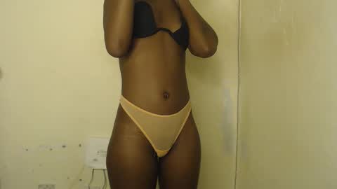 sizzly_ass online show from 04/14/26, 10:49