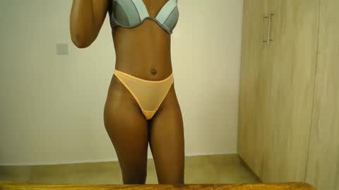 sizzly_ass online show from 05/15/26, 02:46