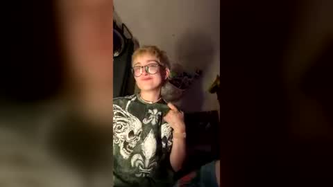 sk8rboi_twink online show from 06/23/26, 06:00