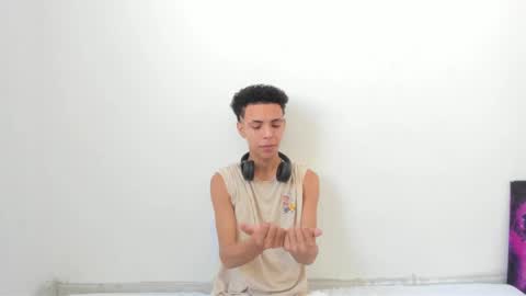 skady_coronado online show from 12/15/24, 03:53