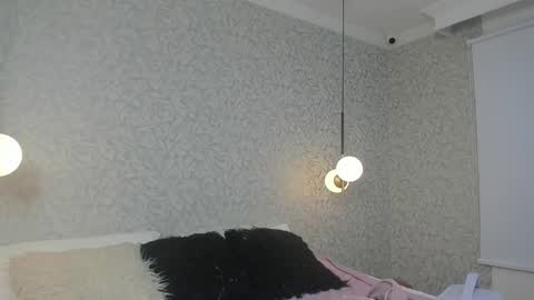 SKAILYN ANGELS online show from 10/19/25, 06:58