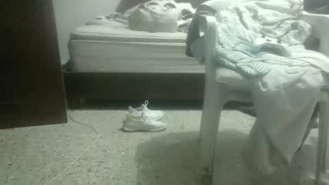 Snapshot of skanky_little_dolls chatting on 01/07/26, 07:22 skanky_little_dolls online show from 01/07/26, 07:22