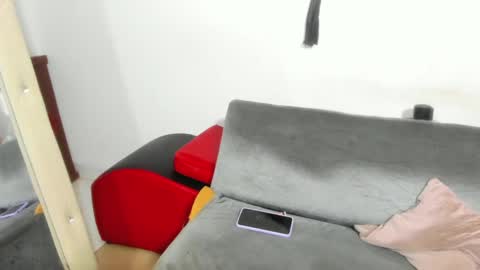 Skarleth online show from 12/05/24, 12:22