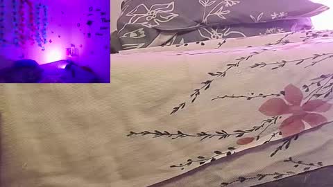 Snapshot of skarleth_diaz chatting on 09/11/25, 04:23 SKARLETH online show from 09/11/25, 04:23