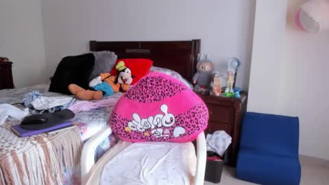 Snapshot of skarleth_king chatting on 02/08/26, 04:43 Skarleth King online show from 02/08/26, 04:43