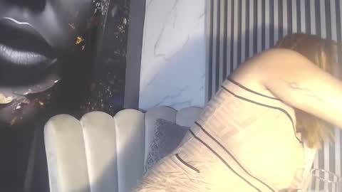 Skarleth villa online show from 11/23/25, 02:11