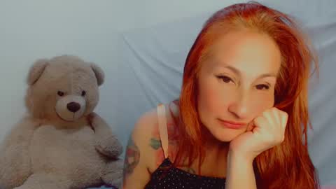 Arlett online show from 02/19/25, 03:06