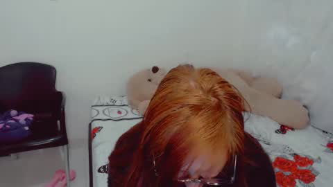 Arlett online show from 09/28/25, 04:45