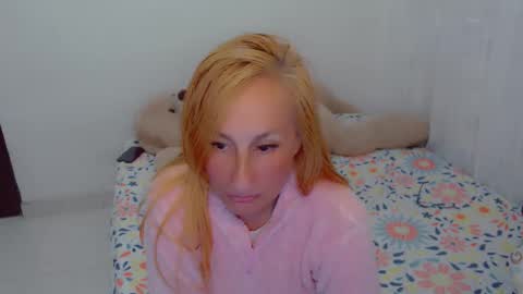 Arlett online show from 12/16/25, 01:16