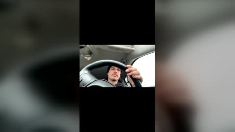 Snapshot of skaterboy678 chatting on 11/25/25, 04:51 skaterboy678 online show from 11/25/25, 04:51