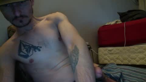 Snapshot of skaterpunk_1992 chatting on 07/23/26, 10:08 skaterpunk_1992 online show from 07/23/26, 10:08