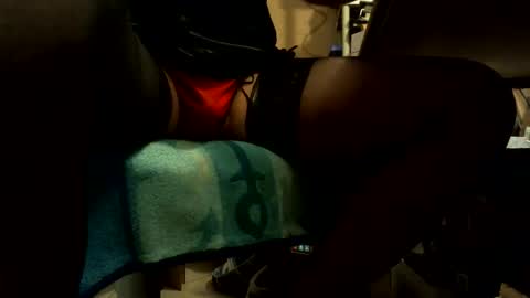 skersnylon online show from 12/01/25, 07:41