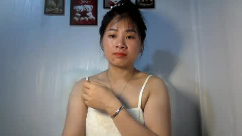 Snapshot of skie1111 chatting on 06/16/26, 12:35 Shie online show from 06/16/26, 12:35