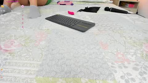 Isabela online show from 01/12/25, 02:30