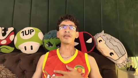 skinny jean  online show from 02/23/26, 08:17