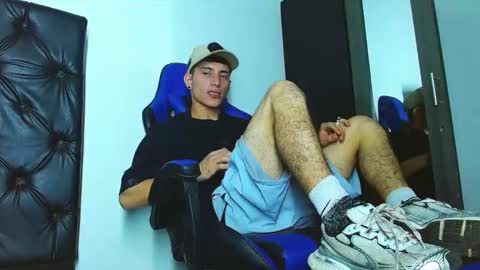 skinny marked online show from 12/29/24, 03:22