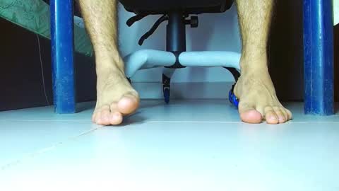 skinny marked online show from 01/17/25, 04:26