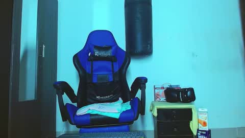 skinny marked online show from 01/27/25, 03:47