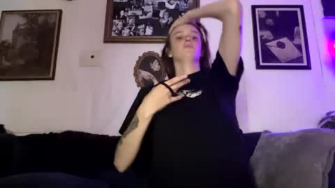 skinnyangel21 online show from 07/15/26, 07:02