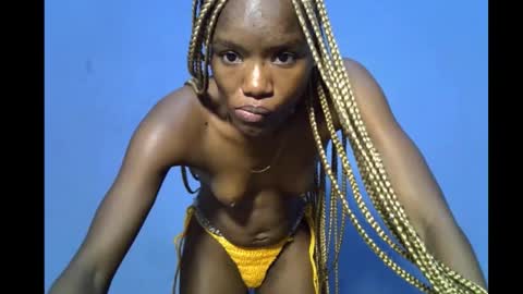 Linda independent model online show from 03/17/26, 06:11