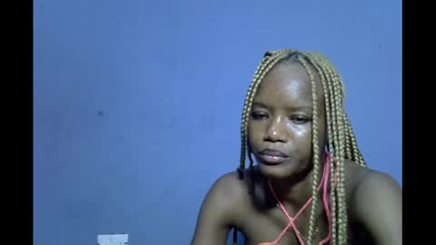 Linda independent model online show from 03/28/26, 06:29