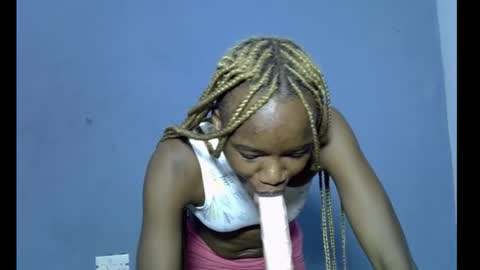 Linda independent model online show from 03/30/26, 06:31