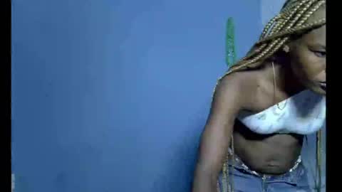 Linda independent model online show from 03/31/26, 07:58