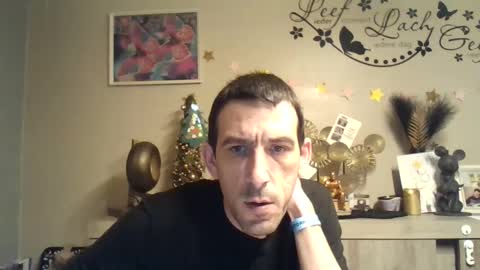 SkinnyBigCock2 online show from 12/16/24, 03:51