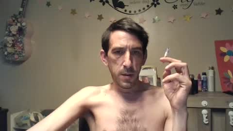 Snapshot of skinnybigcock2 chatting on 06/21/26, 03:31 SkinnyBigCock2 online show from 06/21/26, 03:31