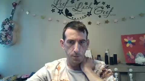 Snapshot of skinnybigcock2 chatting on 06/29/26, 07:25 SkinnyBigCock2 online show from 06/29/26, 07:25