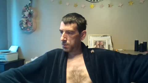 Snapshot of skinnybigcock2 chatting on 07/09/26, 05:33 SkinnyBigCock2 online show from 07/09/26, 05:33