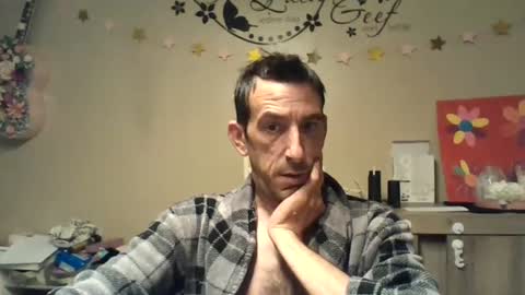 Snapshot of skinnybigcock2 chatting on 07/27/26, 03:24 SkinnyBigCock2 online show from 07/27/26, 03:24