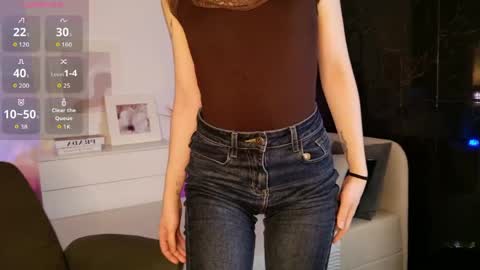Ellie online show from 05/16/26, 09:13