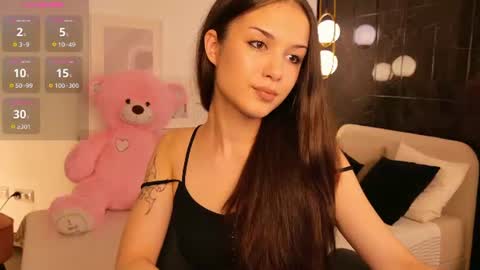 Ellie online show from 07/17/26, 08:57