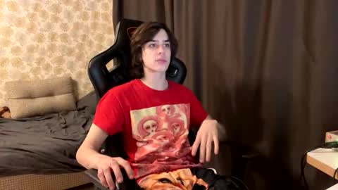 skinnyfitboi online show from 04/27/26, 06:39