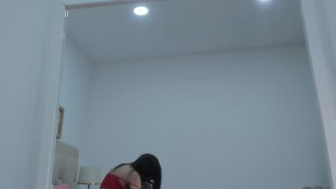 SkinnyGirl online show from 12/13/25, 07:53