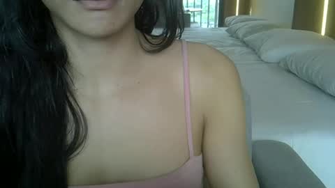 skinnykittencam online show from 09/28/25, 06:02