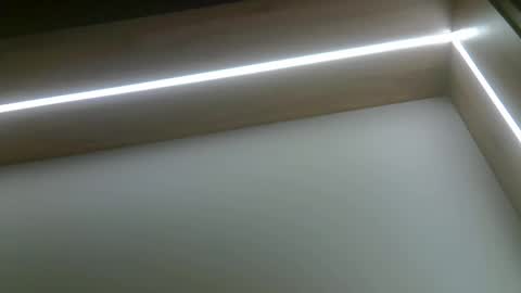 skinnykittencam online show from 10/23/25, 06:56